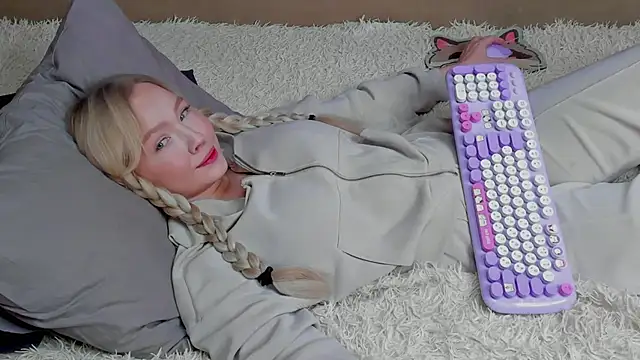 AlishaSe7enthAngel online show from February 7, 2026, 5:04 am