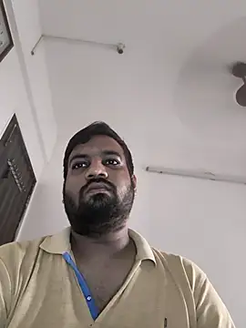 vinay smalldick online show from November 24, 2025, 1:38 am