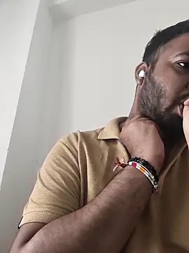 Snapshot of vinay_smalldick chatting on February 25, 2026, 3:29 am vinay smalldick online show from February 25, 2026, 3:29 am