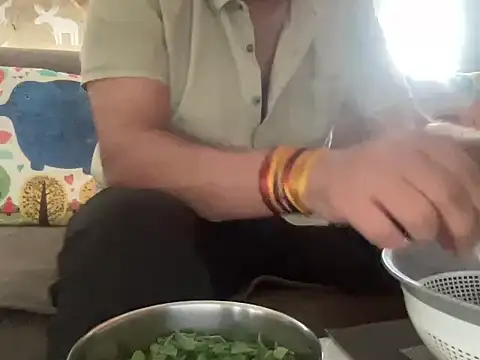 chiikuloveu online show from March 9, 2026, 9:35 am