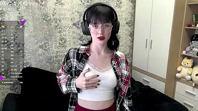 FakeLamb online show from September 24, 2025, 12:11 pm