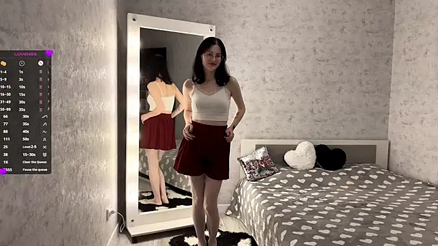 FakeLamb online show from October 18, 2025, 9:06 pm