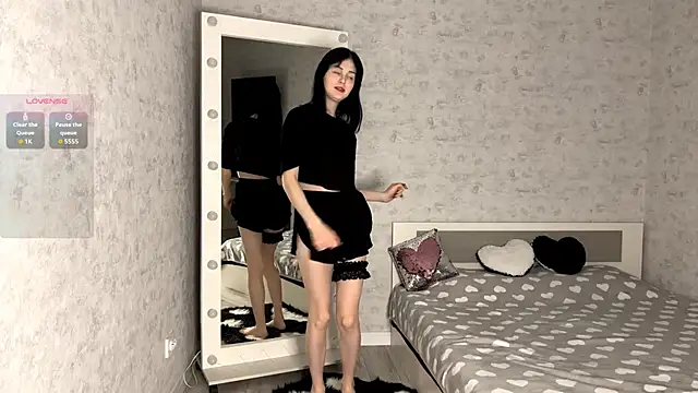 FakeLamb online show from November 8, 2025, 9:07 pm