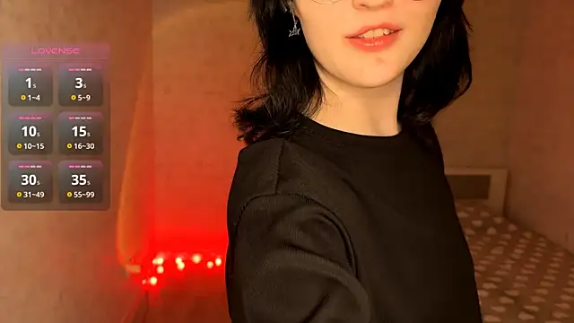 FakeLamb online show from March 17, 2026, 9:18 pm