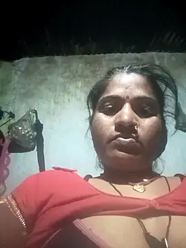 Snapshot of Hansini_Gowda chatting on October 23, 2025, 2:38 pm Hansini Gowda online show from October 23, 2025, 2:38 pm