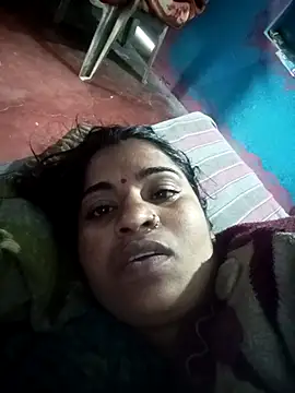 Snapshot of Hansini_Gowda chatting on October 28, 2025, 5:39 am Hansini Gowda online show from October 28, 2025, 5:39 am