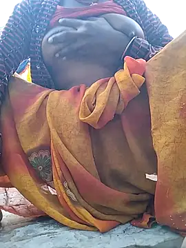 Snapshot of Hita_Grewal chatting on November 23, 2025, 3:05 am Hita Grewal online show from November 23, 2025, 3:05 am