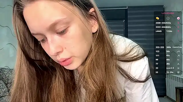 CharlynDini online show from October 27, 2025, 3:13 pm