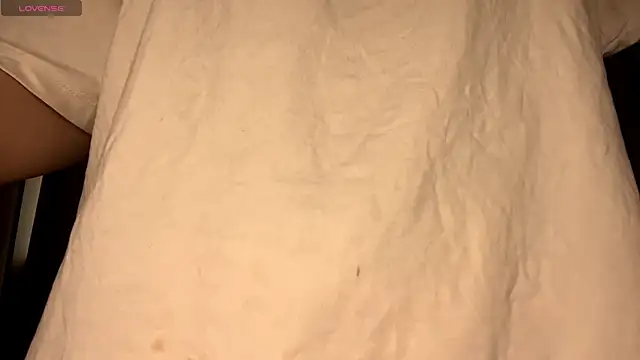 CharlynDini online show from January 7, 2026, 5:12 am