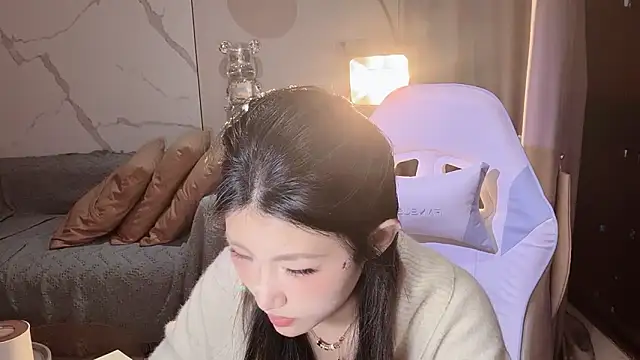 Lixinel-520 online show from December 1, 2025, 1:01 pm