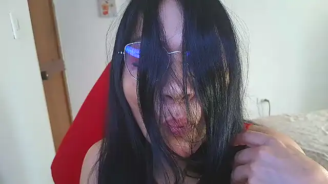 LissafeetHott online show from April 8, 2026, 9:05 pm