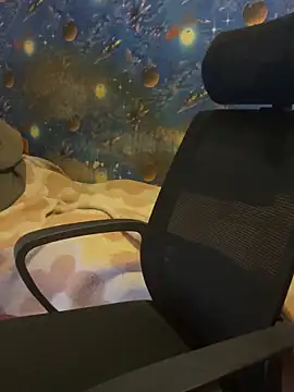 fronkie9384 online show from September 28, 2025, 6:15 pm