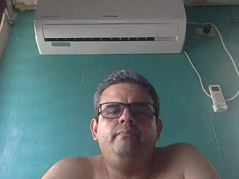 Katracho6969 online show from December 4, 2025, 7:46 pm