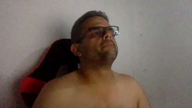 Snapshot of Katracho6969 chatting on July 13, 2026, 5:29 am Katracho6969 online show from July 13, 2026, 5:29 am