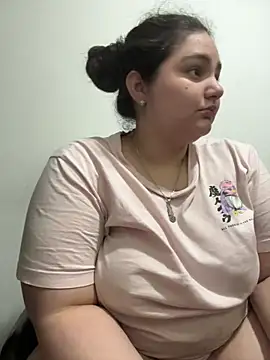 Snapshot of PortuPAWG chatting on February 3, 2026, 2:53 am PortuPAWG online show from February 3, 2026, 2:53 am