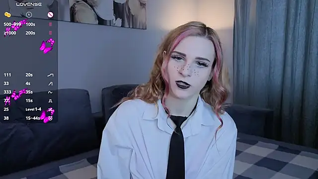 HelenMartines online show from October 31, 2025, 10:01 am