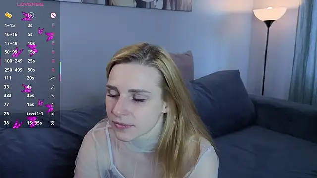 HelenMartines online show from September 14, 2025, 10:15 am