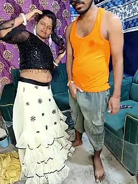 sexy-couple77 online show from September 28, 2025, 6:04 pm