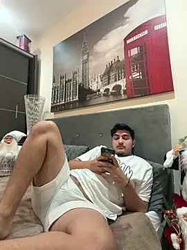 mixedcouplee69 online show from November 12, 2025, 10:13 pm