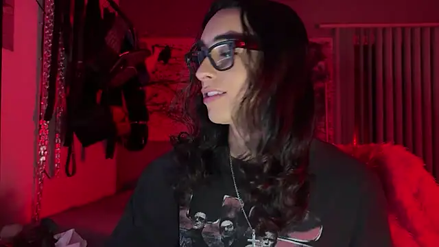 xoFrankie online show from March 19, 2026, 3:17 am