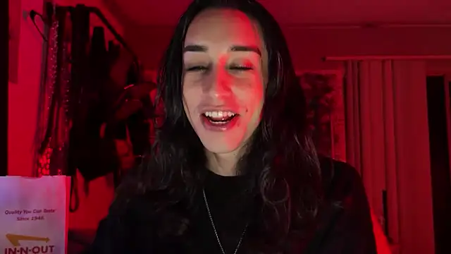 xoFrankie online show from March 13, 2026, 3:44 am