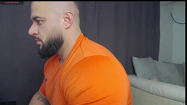 RickyMiami1 online show from November 27, 2025, 6:41 pm