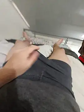 sombradeseada online show from September 16, 2025, 9:49 pm