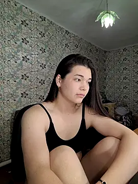 Albi Glow online show from September 11, 2025, 5:35 pm