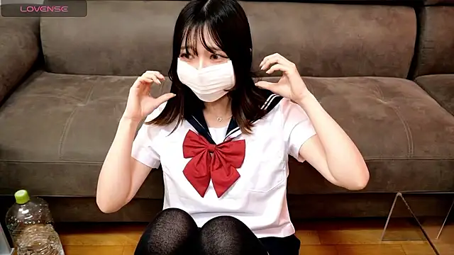 yua    chan online show from November 28, 2025, 4:01 am