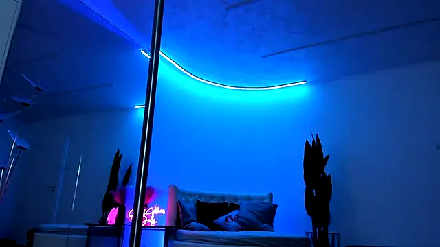 JessicaSky  online show from September 22, 2025, 5:19 pm