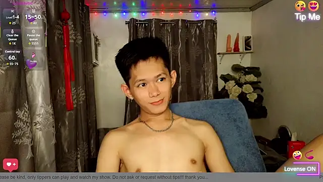 Snapshot of Skinny_CumLoader69 chatting on May 25, 2026, 7:29 am Skinny CumLoader69 online show from May 25, 2026, 7:29 am