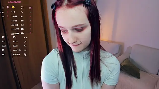 Snapshot of KatyKufel chatting on February 10, 2026, 7:24 pm KatyKufel online show from February 10, 2026, 7:24 pm