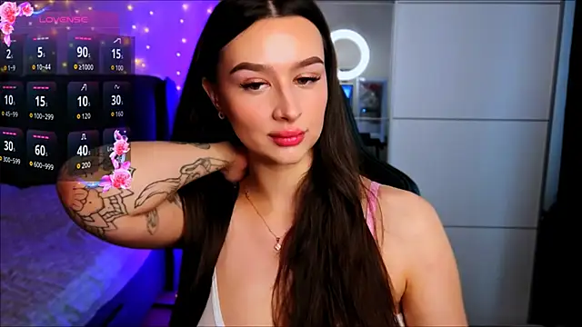 Veronica Larsson online show from February 24, 2026, 8:26 am