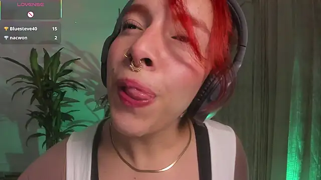 bri von dhara   online show from October 18, 2025, 3:36 pm