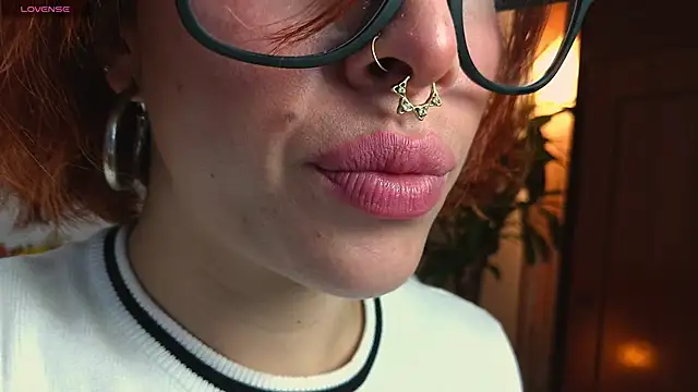 bri von dhara   online show from June 17, 2026, 4:17 pm