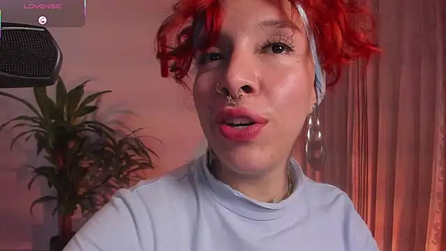 bri von dhara   online show from October 25, 2025, 5:35 pm