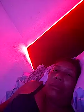 Naomi-Mature online show from April 7, 2026, 8:05 am