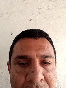 Snapshot of voyerista50 chatting on October 8, 2025, 5:46 pm voyerista50 online show from October 8, 2025, 5:46 pm