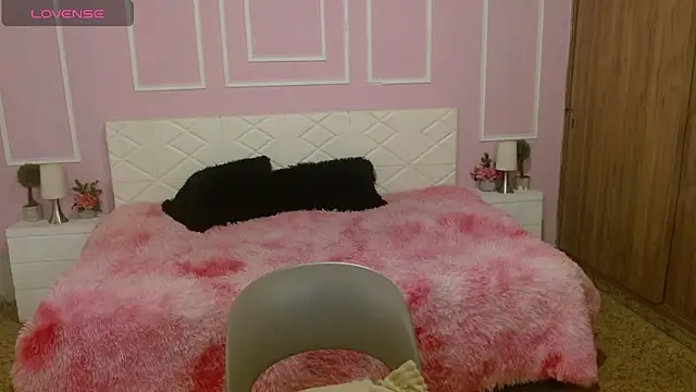 BellaSky4 online show from December 2, 2025, 12:40 pm