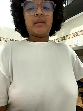 Snapshot of Rizos_hot_official chatting on October 11, 2025, 8:21 pm Rizos hot official online show from October 11, 2025, 8:21 pm