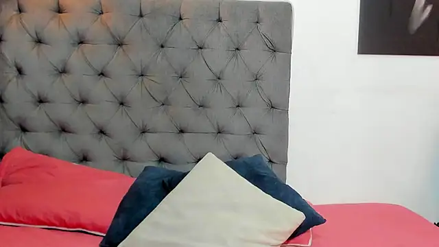 Snapshot of nahiroby_ebony chatting on April 29, 2026, 6:03 pm nahiroby ebony online show from April 29, 2026, 6:03 pm