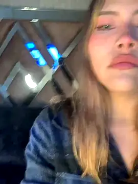 Jasmin Pink online show from December 4, 2025, 11:53 am