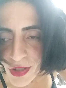 Gecenin Kralicesi online show from October 15, 2025, 9:34 pm