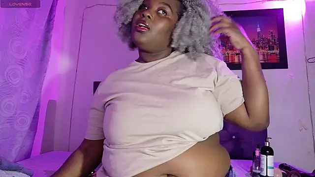 ebony NeighborMoans online show from May 17, 2026, 9:15 pm