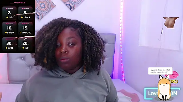 ebony NeighborMoans online show from September 25, 2025, 3:56 am