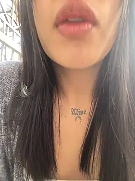 KloePink  online show from September 13, 2025, 2:50 pm