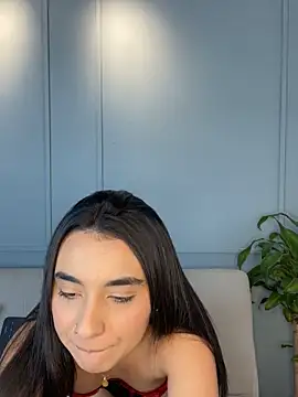 Snapshot of Zafira_Montiel chatting on November 26, 2025, 8:20 pm Zafira Montiel online show from November 26, 2025, 8:20 pm