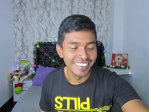 Adam Morgan2 online show from December 16, 2025, 4:33 pm