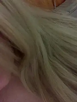 loiragoxtosinnha online show from November 29, 2025, 4:23 am