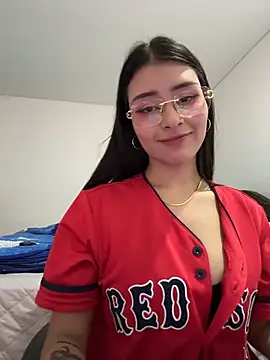 CatadeLuca online show from December 13, 2025, 8:04 pm